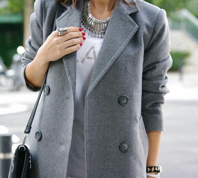 Statement necklace with dressed up outfit