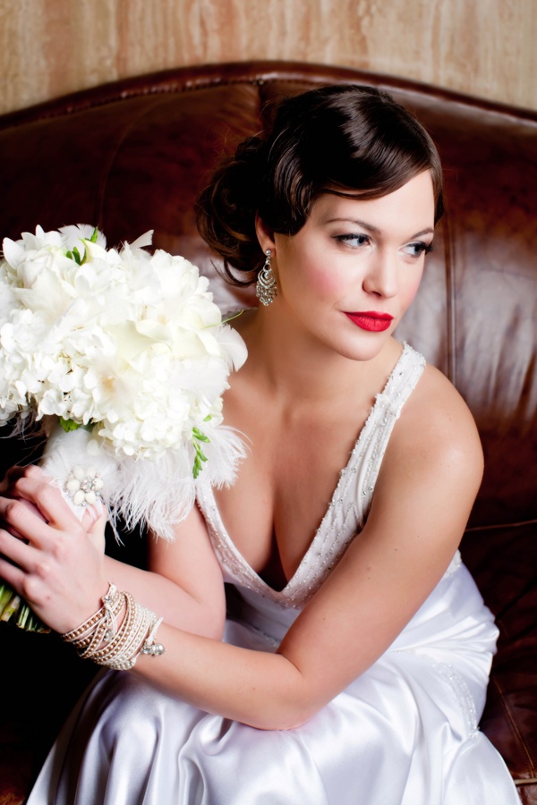 Wedding gown, art deco inspired bridal jewelry