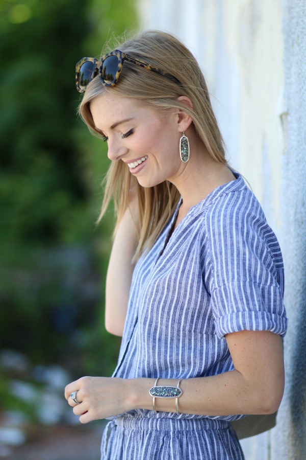 Dangling cute earrings