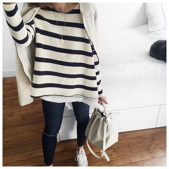 Striped top, dainty necklaces