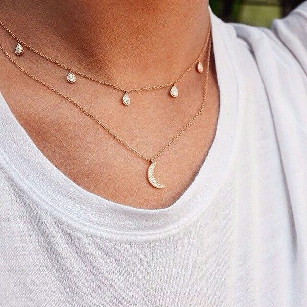 Short necklace, moon necklace