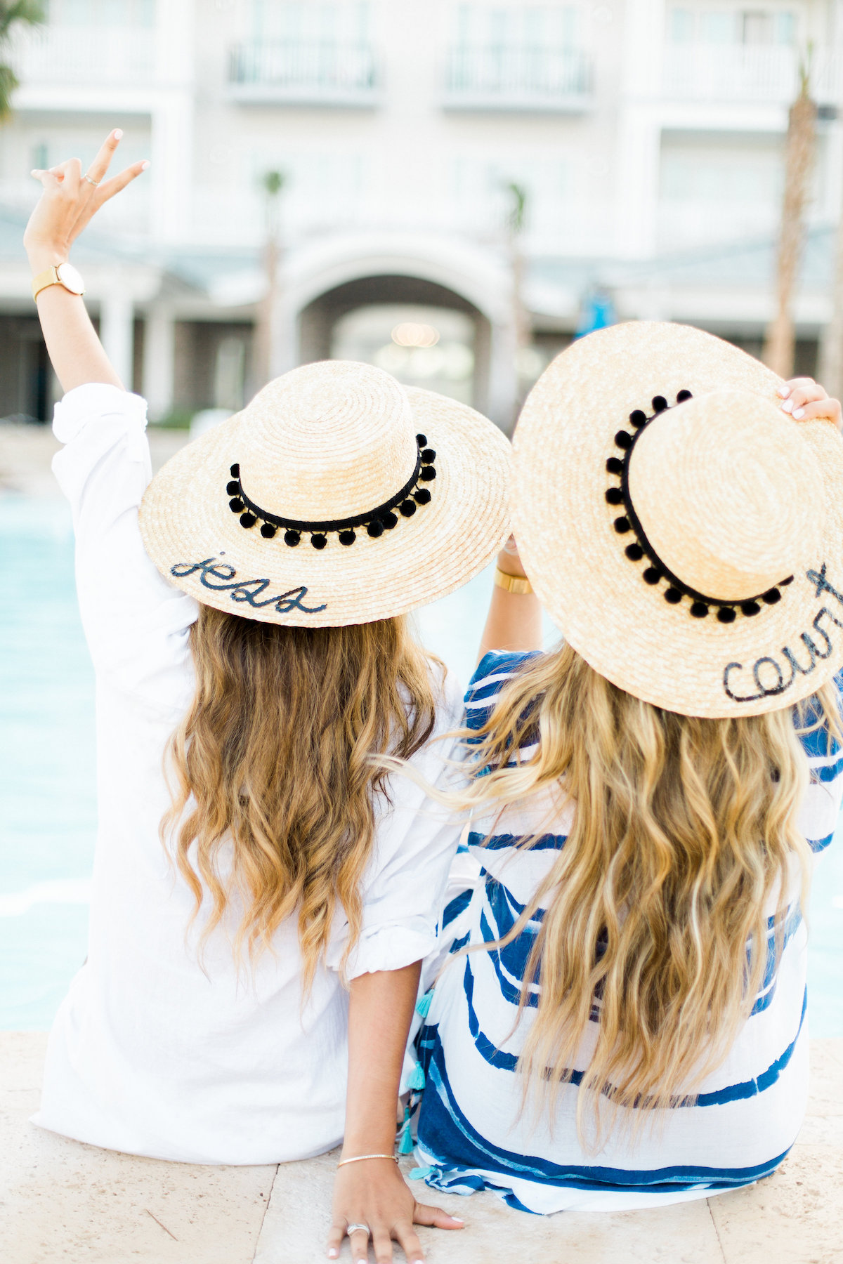 Minimalist rings, summer hats